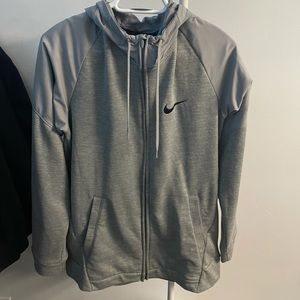Nike Dri-Fit Sweater